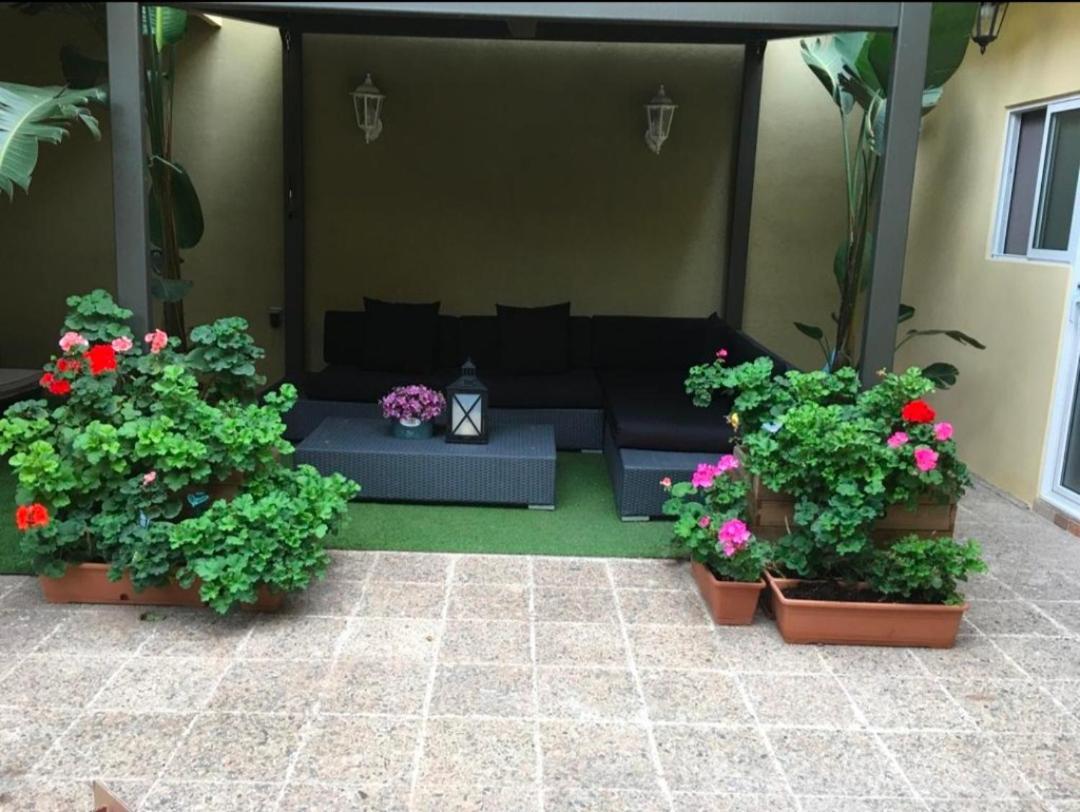 Casa Flores Del Mediterraneo Μπαδαλόνα Εξωτερικό φωτογραφία